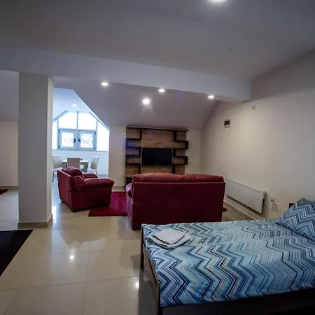 Center Appartement Pirot