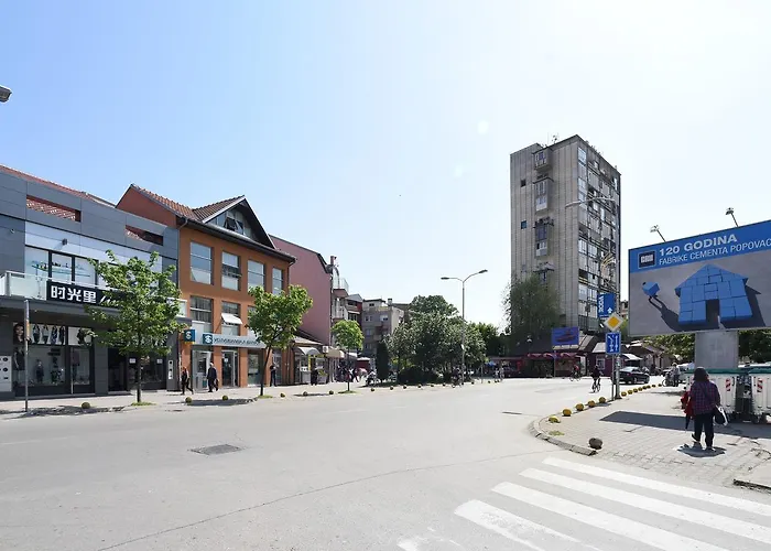 Center 公寓 皮罗特